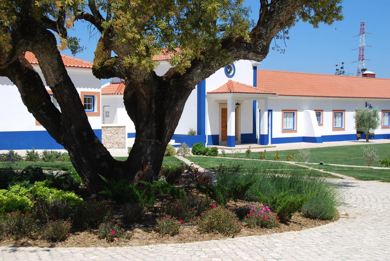 Quinta Da Torre - Casas De Campo Bed and Breakfast Alenquer Zewnętrze zdjęcie
